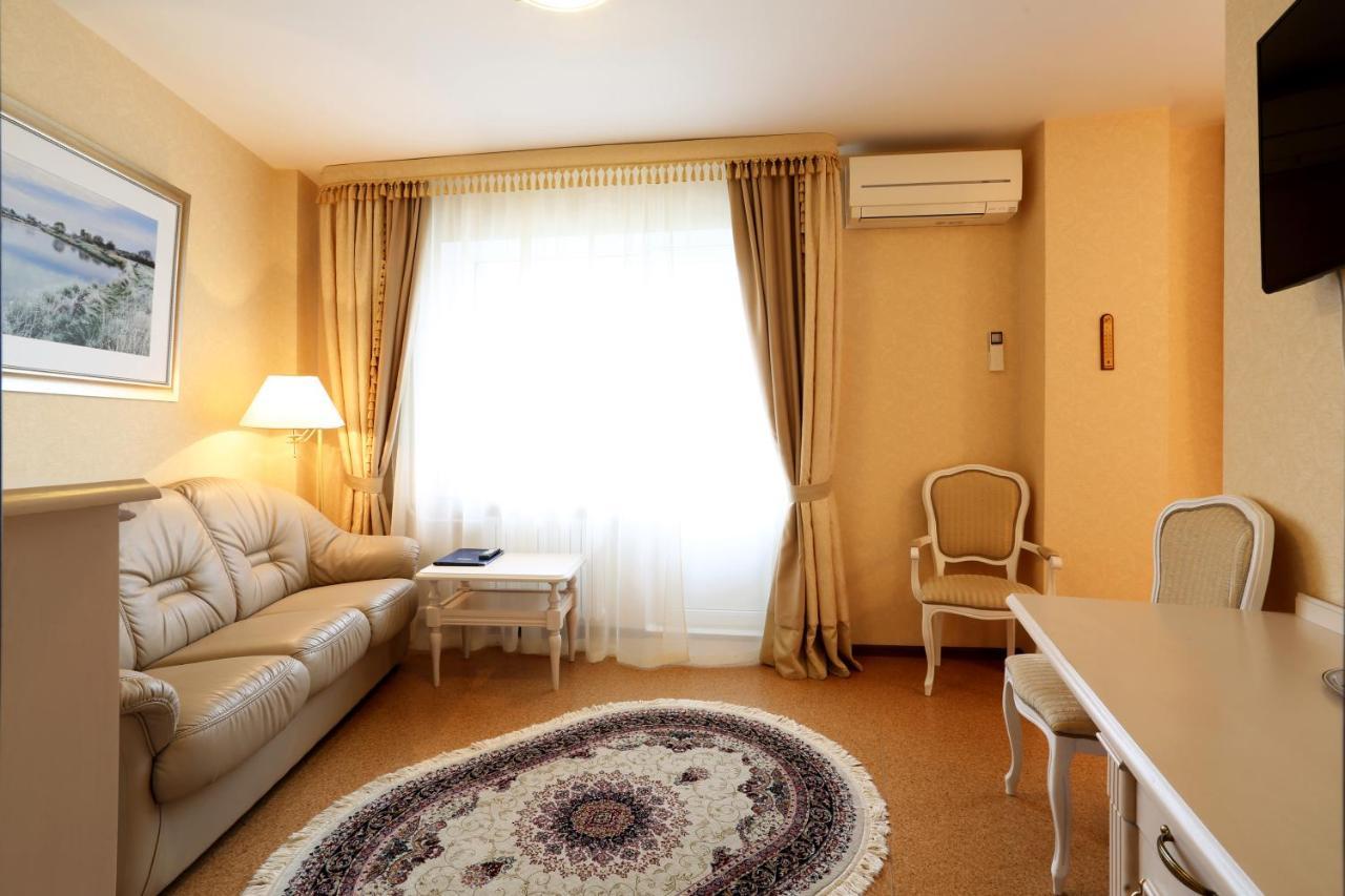 Voyage Hotel Minszk Kültér fotó